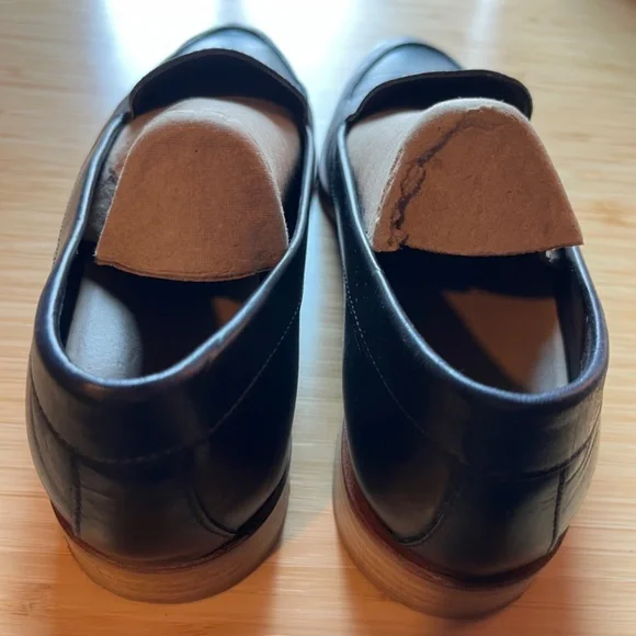 Everlane Modern Leather Loafer - Made in Italy (Midnight/Navy) - Picture 4 of 7